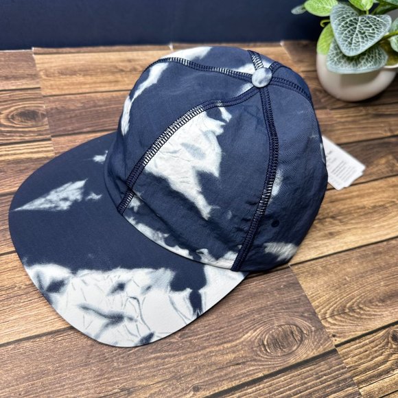 Lululemon Baller Hat Soft Adjustable NWT One Size (Indigo Ice Print Blue Multi) - Picture 3 of 13